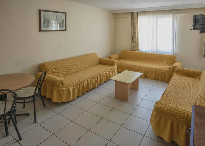 Damlatas Elegant 3* Αλάνια
