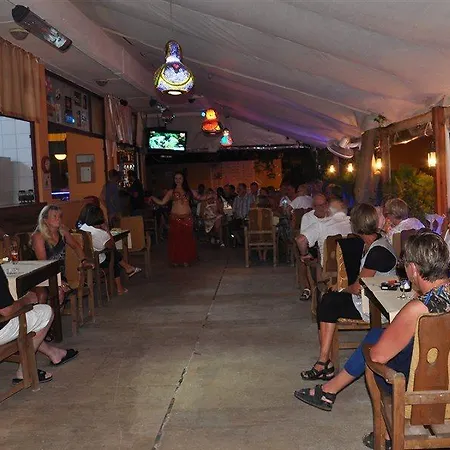 شقة فندقية داملاتاس اليجانس للشقق الفندقية ألانيا