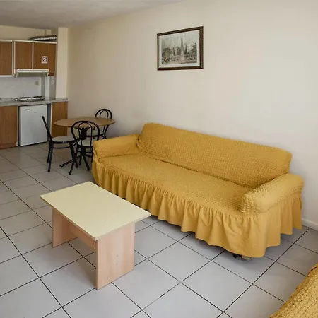 داملاتاس اليجانس للشقق الفندقية ألانيا