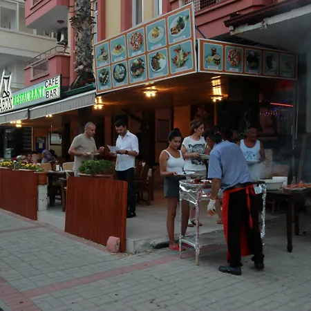 Damlatas Elegant מלון דירות