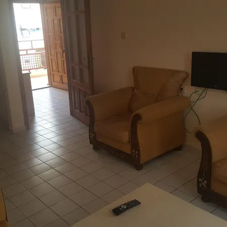 Damlatas Elegant מלון דירות אלאניה