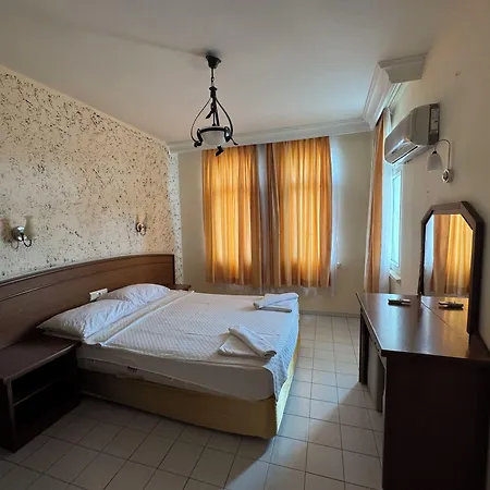 Damlatas Elegant Aparthotel 3*